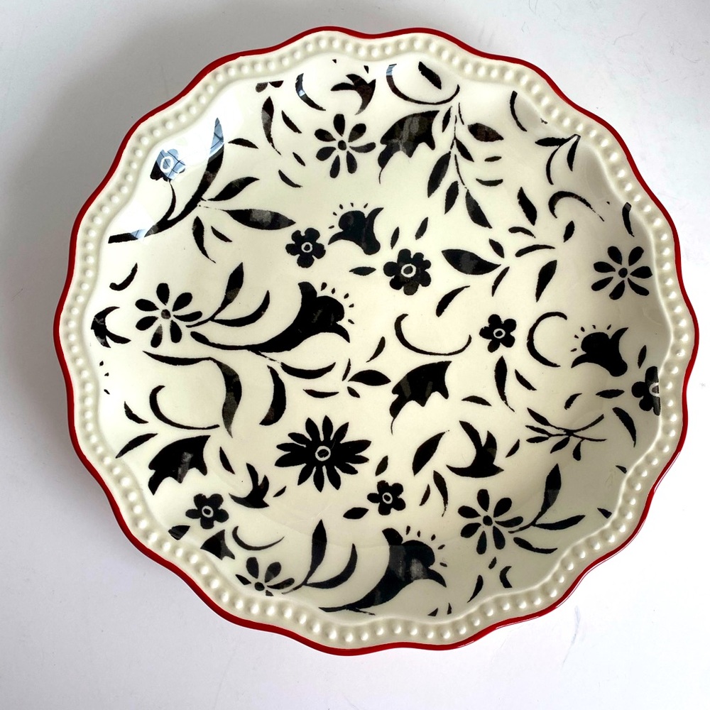 Cracker Barrel 8” Ceramic Plate Morning Glory by Susan Winget Cream Black Red